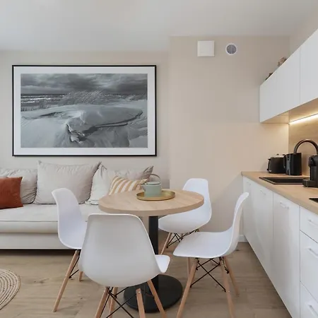 Hotel apartamentowy Lighthouse